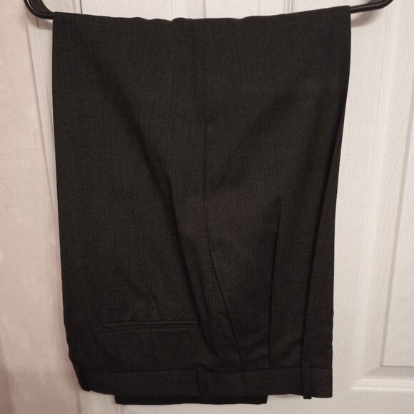 Gerald Austin Men 2 Piece Dark Grey Suit - Picture 10 of 16